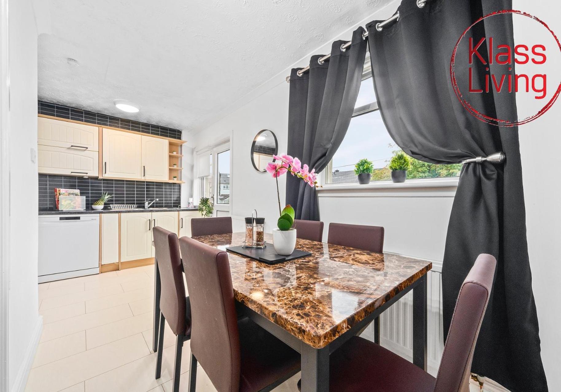 Rothesay House By Klass Living Coatbridge Esterno foto